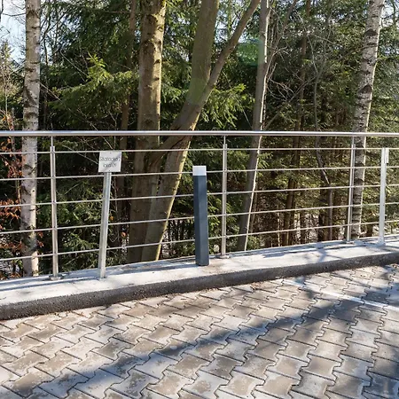 Alpejski - Orlik - Blisko Arena, Kościół Wang I Szlaków *