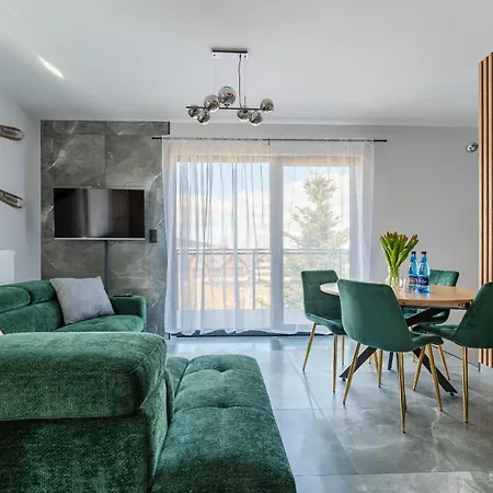 Alpejski - Orlik - Blisko Arena, Kościół Wang I Szlaków Karpacz