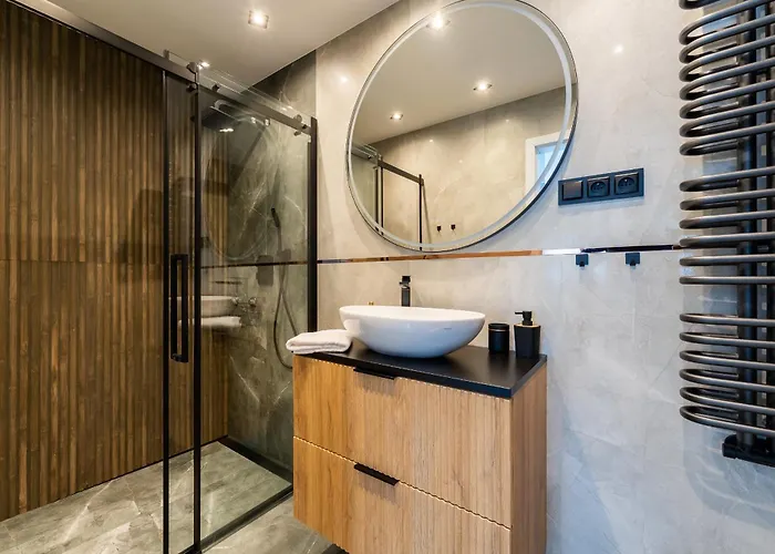 Alpejski - Orlik - Blisko Arena, Kosciol Wang I Szlakow Apartmán *