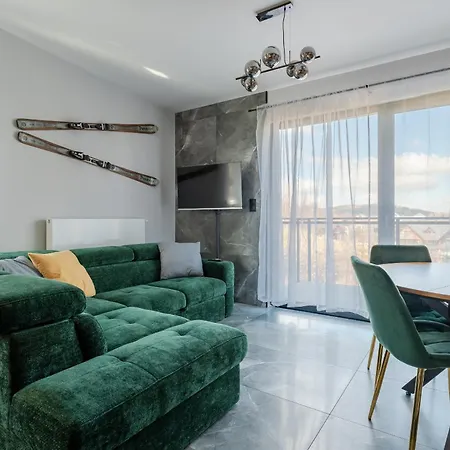 Alpejski - Orlik - Blisko Arena, Kosciol Wang I Szlakow *