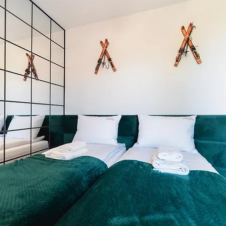 Alpejski - Orlik - Blisko Arena, Kosciol Wang I Szlakow * 카르파츠